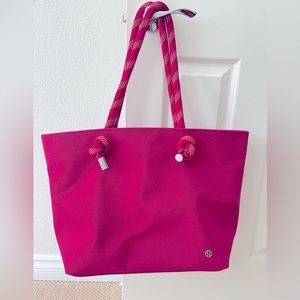 Lululemon bag/tote
